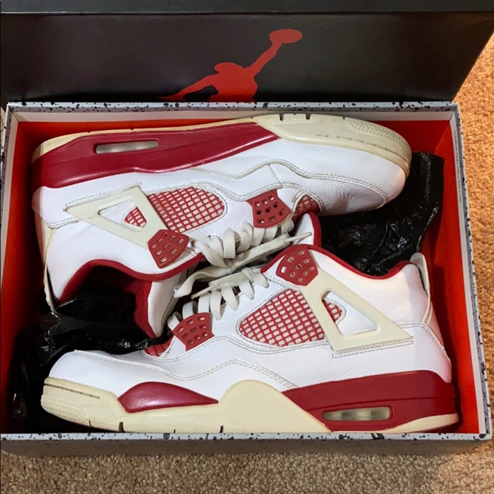 Jordan retro 4